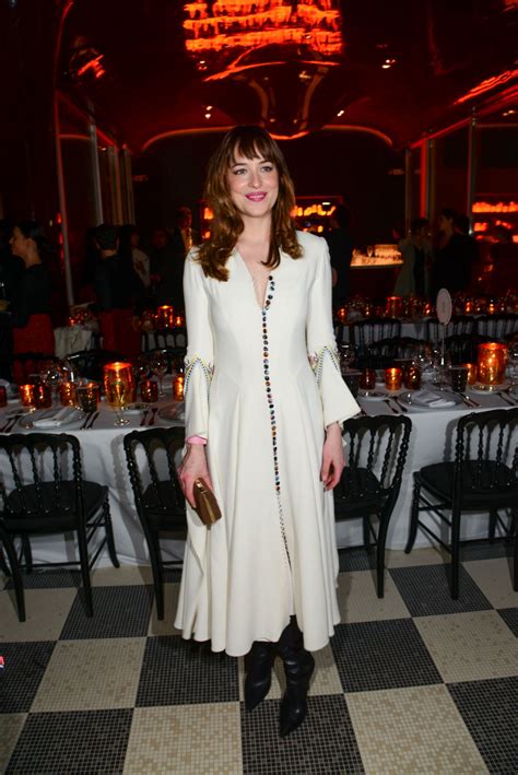 dakota johnson dinner